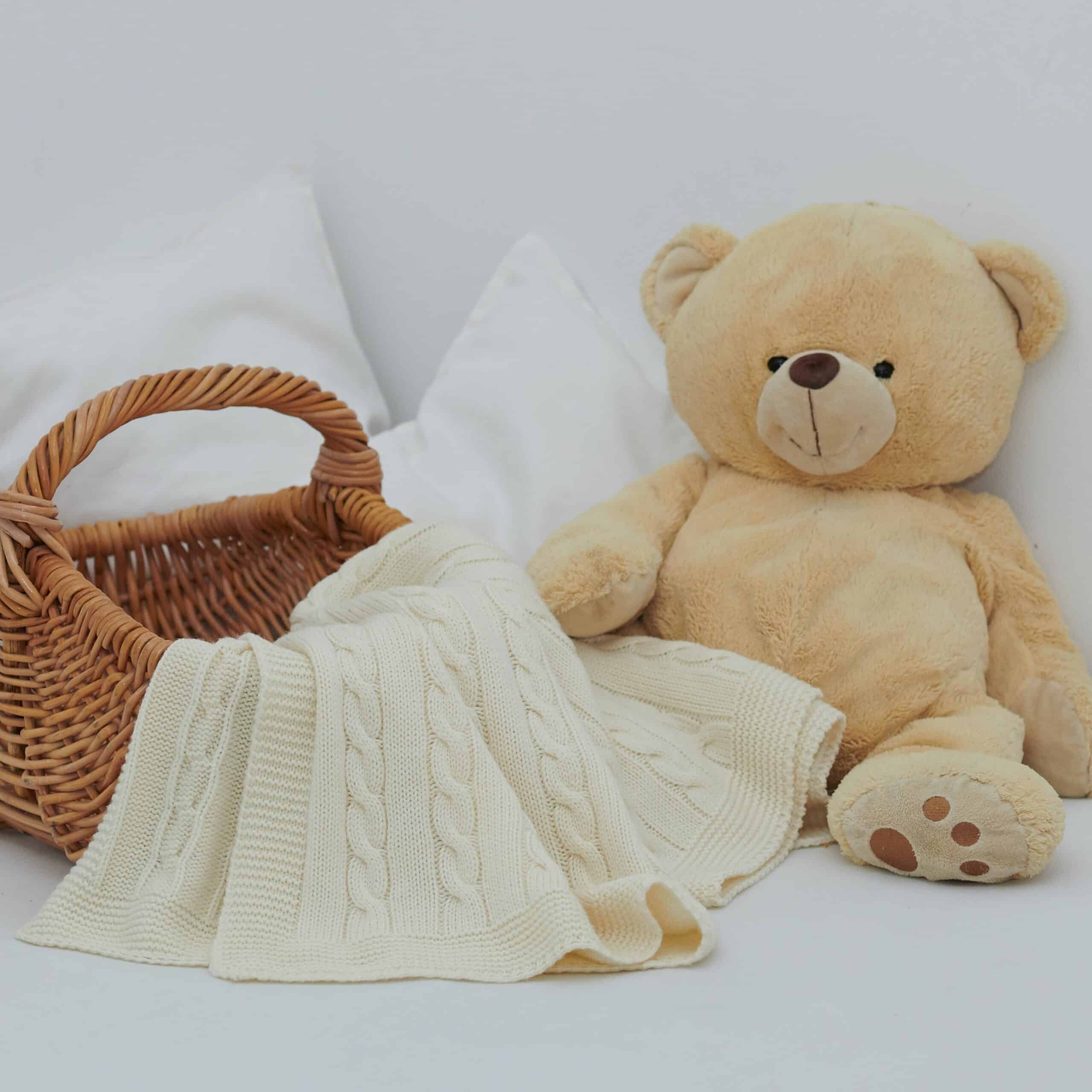 Swaddling-Receiving-Blankets-scaled-1
