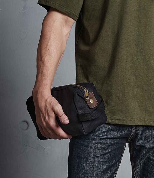 Quadra Heritage Waxed Canvas Wash Bag