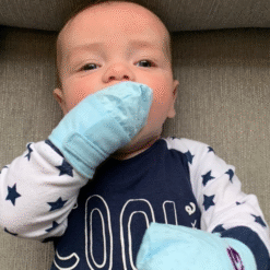Gummee Mitts Anti scratch Teething Mittens 0+ Months Blue