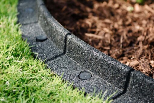 Curved Garden Border in Black