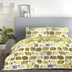 Sheep Duvet Cover Set in Yellow and white reversible pattern. Crazy sheeps all over the place, fun bed set for adults and children. Includes pillowcases. Easy care Poly cotton.